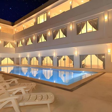 Coron Bluewave Hotel Exterior foto