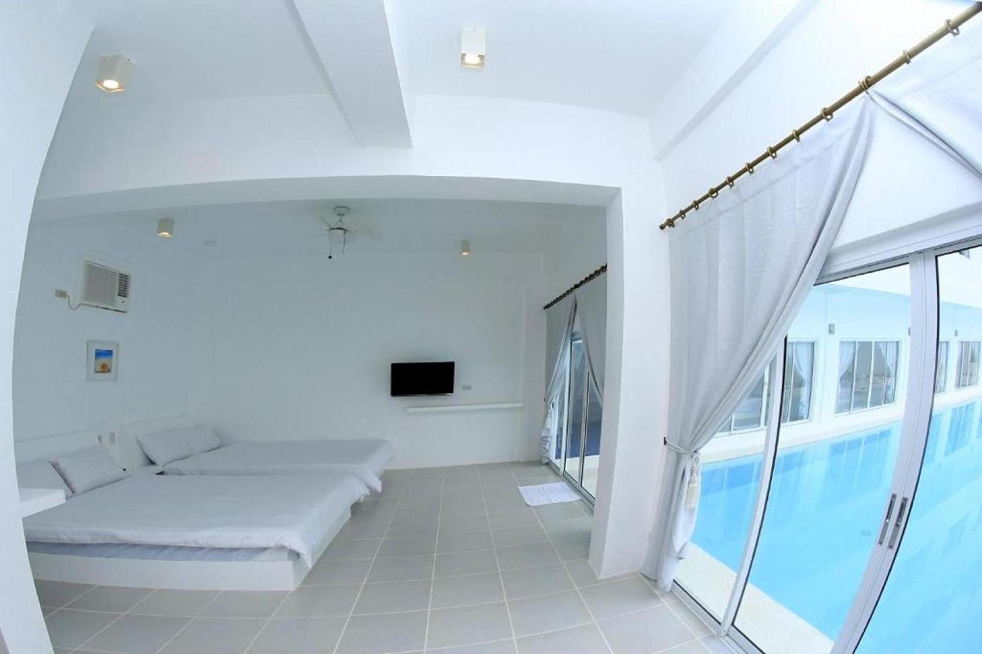Coron Bluewave Hotel Exterior foto