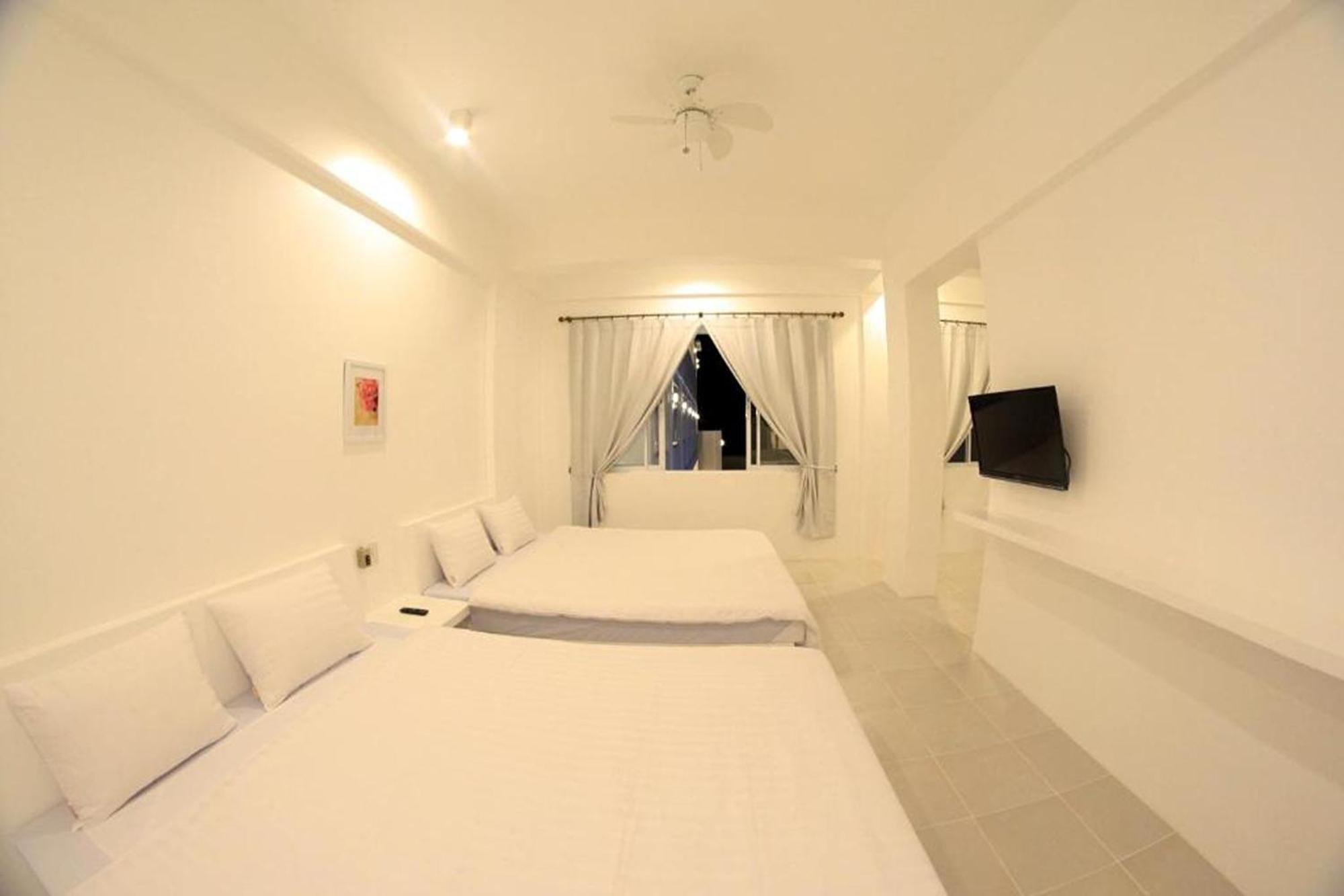 Coron Bluewave Hotel Exterior foto