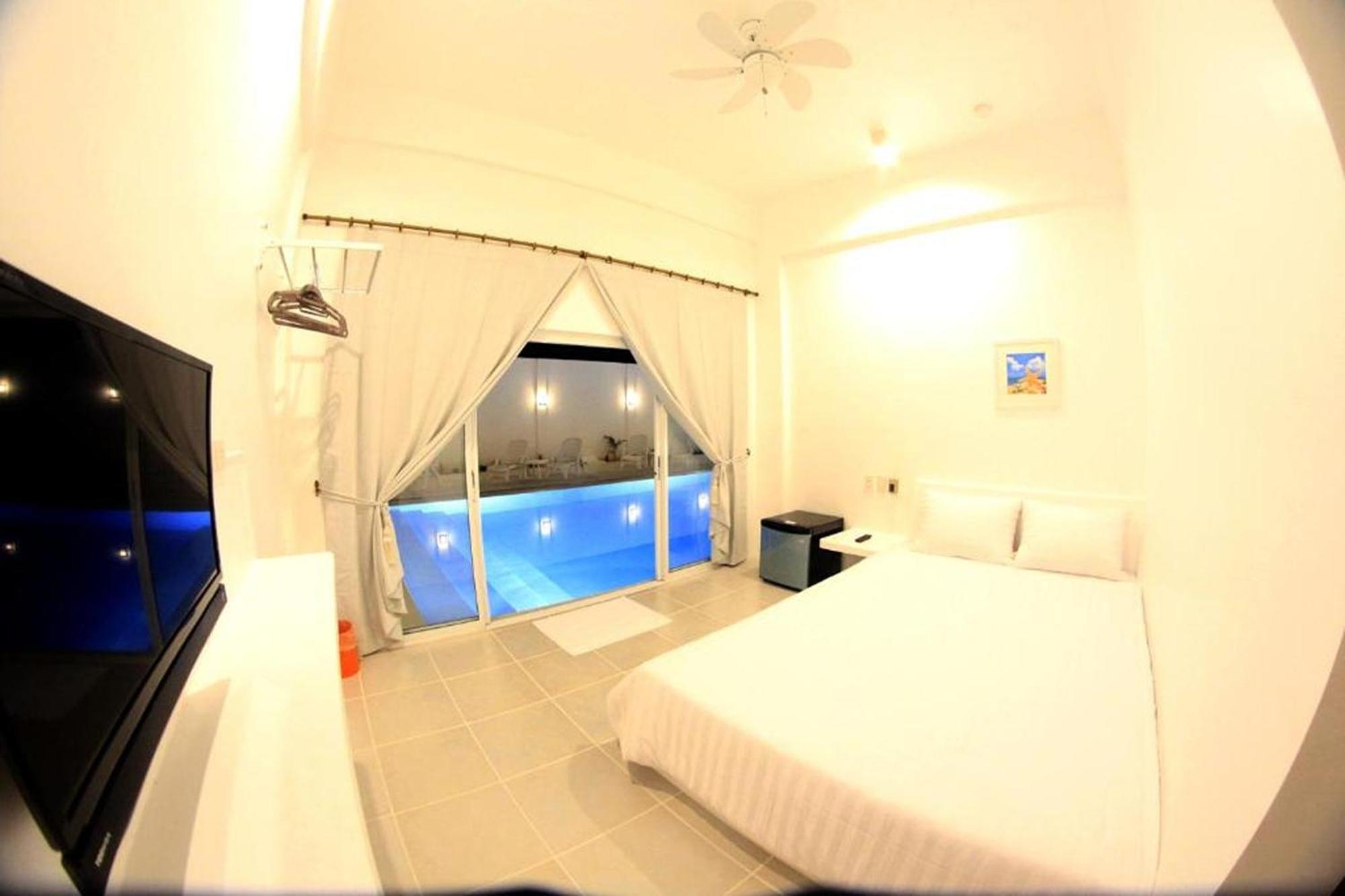 Coron Bluewave Hotel Exterior foto